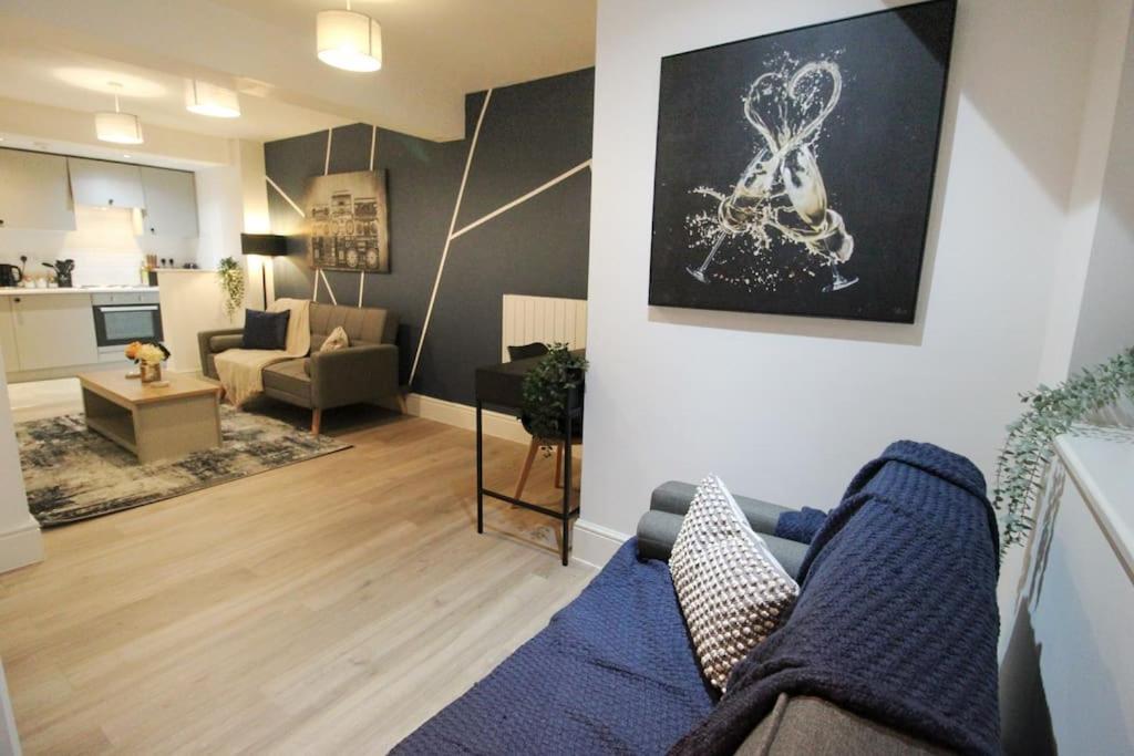 Spacious 1 Bed Apartment 1 Minute Walk From Square นอตติงแฮม ภายนอก รูปภาพ